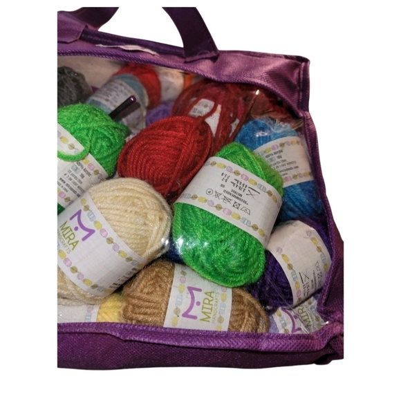 Starter Set For Crochet Bag Of Yarn - Picture 3 of 4